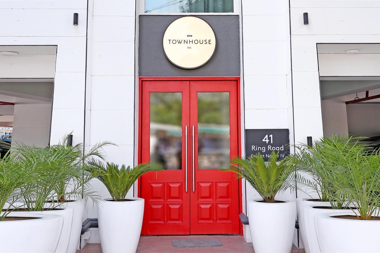 Oyo Townhouse 015 Lajpat Nagar Hotell New Delhi Exteriör bild